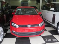 Volkswagen Polo   AT 2015 - Bán Volkswagen Polo AT sản xuất 2015, màu đỏ, xe nhập, giá 745tr
