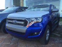 Bán xe Ford Ranger XLS MT model 2017, xanh đậm, giao xe toàn quốc, hỗ trợ đăng ký đăng kiểm, vay vốn ngân hàng nhanh gọn