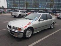 BMW 3 Series  320i  1998 - Bán BMW 3 Series 320i sản xuất 1998, màu bạc 