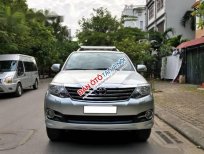 Toyota Fortuner 4x4AT 2016 - Cần bán lại xe Toyota Fortuner 4x4AT đời 2016, màu bạc như mới giá cạnh tranh