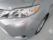Toyota Sienna LE 2011 - Bán ô tô Toyota Sienna LE đời 2011, màu xám, nhập khẩu