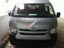 Toyota Hiace Commuter 2017 - Cần bán Toyota Hiace Commuter đời 2017, màu bạc, nhập khẩu Nhật Bản