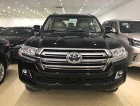 Toyota Land Cruiser VX 2018 - Cần bán Toyota Land Cruiser VX 2018, màu kem (be), xe nhập
