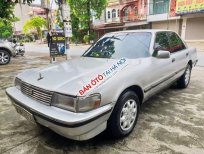 Toyota Cressida   GL   1992 - Cần bán gấp Toyota Cressida GL 1992, màu bạc, giá 65tr