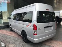 Toyota Hiace 2018 - Bán xe Toyota Hiace đời 2018, màu bạc, nhập khẩu