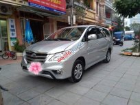 Toyota Innova  MT 2015 - Bán Innova đời 2015 đăng kí 2016, số sàn bản E, phom mới