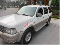 Ford Everest   MT  2006 - Cần bán xe Ford Everest MT đời 2006, màu trắng chính chủ giá cạnh tranh