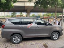 Toyota Innova  MT 2017 - Cần bán gấp Toyota Innova MT năm 2017 như mới, giá tốt