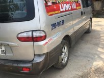 Hyundai Grand Starex 2004 - Bán ô tô Hyundai Grand Starex đời 2004, màu bạc