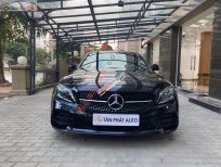 Mercedes-Benz C300 AMG 2019 - Cần bán Mercedes C300 AMG đời 2019, màu đen