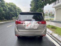 Toyota Innova   E  2017 - Cần bán xe Toyota Innova E năm sản xuất 2017, màu ghi vàng