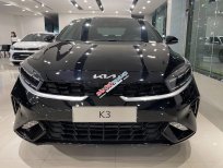 Bán ô tô Kia K3 1.6AT sản xuất năm 2022, màu đen, giá chỉ 659 triệu