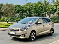 Kia Rondo 2016 - Màu vàng giá cạnh tranh