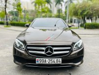 Mercedes-Benz E250 2017 - Xe cực đẹp. Trả góp từ 250tr nhận xe đi luôn, xe có bảo hành và test hãng thoải mái