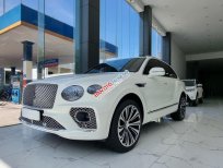 Bentley Bentayga 2021 - V8 model 2022 màu trắng