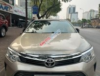 Toyota Camry 2015 - Xe màu bạc