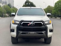Toyota Hilux 2020 - Tên tư nhân biển phố