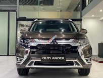 Mitsubishi Outlander 2022 - Siêu ưu đãi trong tháng, sẵn hàng giao ngay trong tháng
