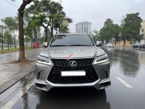 Lexus LX 570 2017 - Màu bạc, 7 chỗ, giá tốt