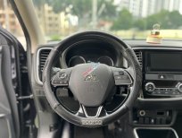 Mitsubishi Outlander 2019 - Màu đen, giá cực tốt