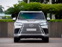 Lexus LX 600 04 ghế VIP 2023 - Bán ô tô Lexus LX 600 04 ghế VIP 2023, màu xám, chính chủ sử dụng