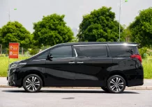 Toyota Alphard 2022 - Cần bán lại xe Toyota Alphard 2022, màu đen, nhập khẩu