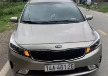 Kia Cerato 1.6MT 2018 - Kia Cerato 2018 1.6 MT - 80000 km- 337 triệu