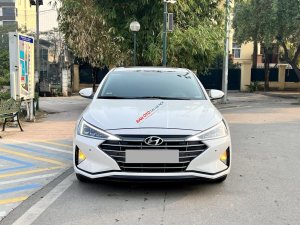 Hyundai Elantra 2022 giá lăn bánh tháng 5 TSKT đánh giá chi tiết