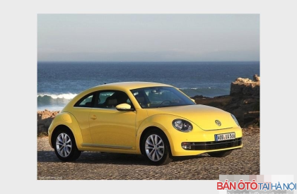 Volkswagen Beetle 2015 - Cần bán xe Volkswagen Beetle đời 2015, màu vàng