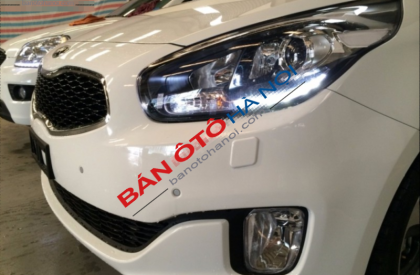 Kia Rondo GAT 2016 - Cần bán Kia Rondo GAT đời 2016, màu trắng, có nhiều tính năng nổi bật