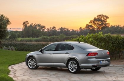 Volkswagen Passat SEL 2016 - Cần bán Volkswagen Passat SEL đời 2016, nhập khẩu nguyên chiếc