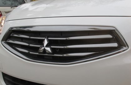 Mitsubishi Attrage GLS 2015 - Bán ô tô Mitsubishi Attrage GLS đời 2015, màu trắng, nhập khẩu chính hãng