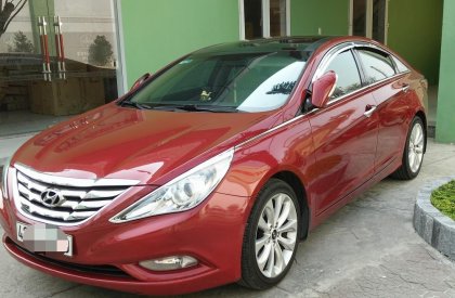 Hyundai Sonata 2011 - Cần bán Hyundai Sonata sản xuất 2011, màu đỏ xe nhập, 710 triệu