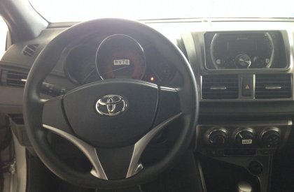 Toyota Yaris G 2015 - Bán Toyota Yaris G đời 2015, màu đỏ, xe thanh lịch, thông minh, mạnh mẽ