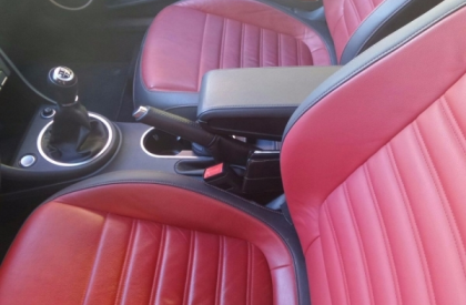 Volkswagen Beetle 2015 - Cần bán xe Volkswagen Beetle sản xuất 2015, màu đỏ, nhập khẩu