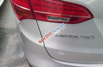 Hyundai Santa Fe  AT 2014 - Cần bán lại xe Hyundai Santa Fe AT đời 2014, màu bạc