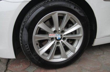 BMW 5 Series 528i 2012 - Cần bán BMW 5 Series 528i đời 2012, màu trắng, nhập khẩu