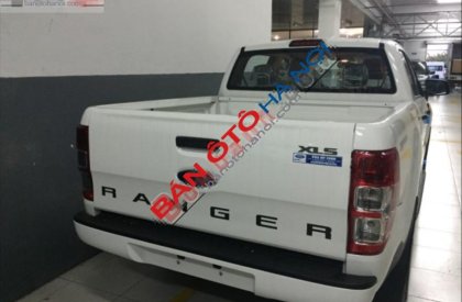 Ford Ranger XLS MT 2016 - Bán Ford Ranger XLS MT đời 2016, màu trắng