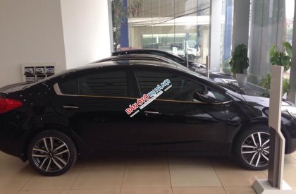 Kia K3 MT 2016 -  Bán Kia K3 MT sản xuất 2016, màu đen, giá 565tr, hỗ trợ trả góp 100%, giao xe ngay