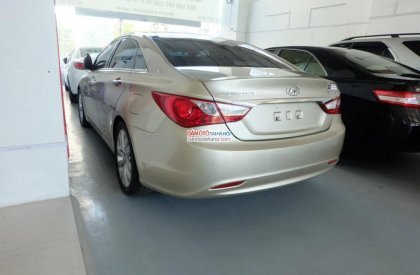 Hyundai Sonata 2.0AT 2010 - Bán Hyundai Sonata 2.0AT đời 2010, màu kem (be), nhập khẩu giá cạnh tranh