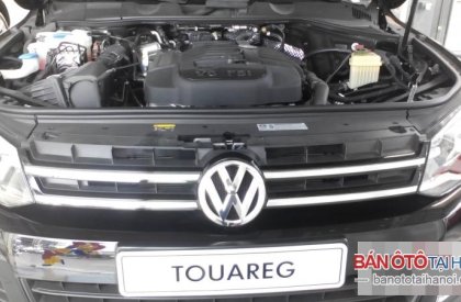 Volkswagen Touareg 2015 - Bán xe Volkswagen Touareg đời 2015, màu đen