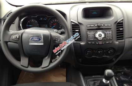 Ford Ranger XLS 4x2 MT 2015 - Bán xe Ford Ranger XLS 4x2 MT đời 2015, màu vàng, xe nhập, 628tr