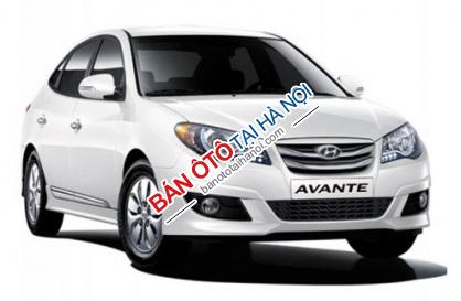 Hyundai Avante AT 2015 - Cần bán Hyundai Avante AT sản xuất 2015, màu trắng, 555tr