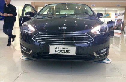 Ford Focus 1.6AT 2015 - Cần bán Ford Focus 1.6AT đời 2015, màu đen, nhập khẩu, giá 750tr
