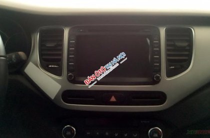 Kia Rondo DAT 2016 - Bán xe Kia Rondo Facelift 1.7 DAT 2017 - Hỗ trợ trả góp 90% - Ưu đãi lớn tại Kia Giải Phóng