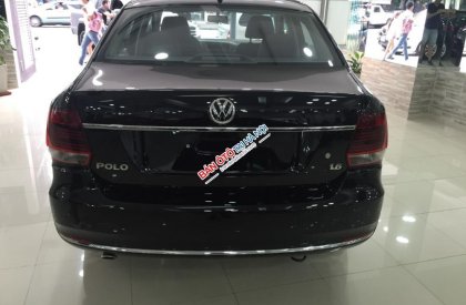 Volkswagen Polo 2016 - Bán xe nhập Đức Volkswagen Polo sedan đời 2016,, màu đen