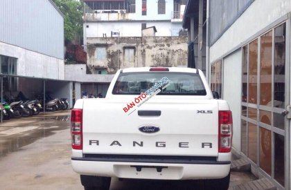 Ford Ranger XLS 4x2 MT 2015 - Cần bán Ford Ranger XLS 4x2 MT đời 2016, màu trắng, nhập khẩu chính hãng, giá chỉ 623 triệu