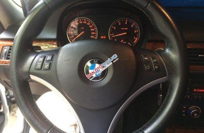 BMW 3 Series 325i 2010 - Cần bán gấp BMW 3 Series 325i 2010, màu trắng, nhập khẩu chính hãng, 855 triệu
