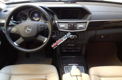 Mercedes-Benz E250 CGI 2011 - Bán xe cũ Mercedes E250 CGI 2011, màu đen