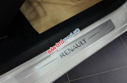 Renault Logan 2016 - Cần bán xe Renault Logan đời 2016, màu trắng